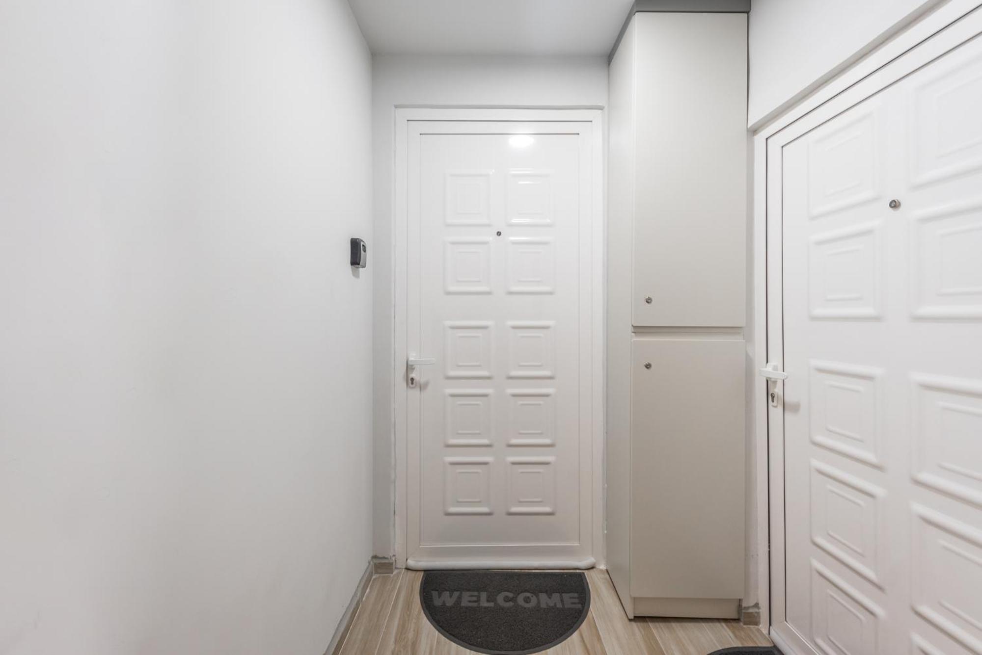 Pazari I Ri - 1 Bedroom Loft Tirana Eksteriør billede